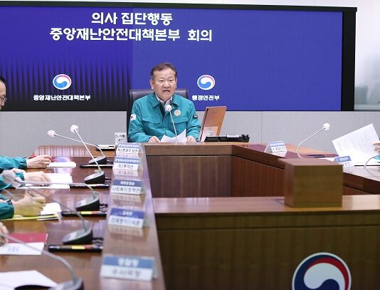 정부, 지역완결적 필수의료 확립 위해 과감히 재정 투자