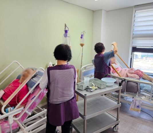 내년 전국 24개 대학서 외국인 요양보호사 양성 과정 개설